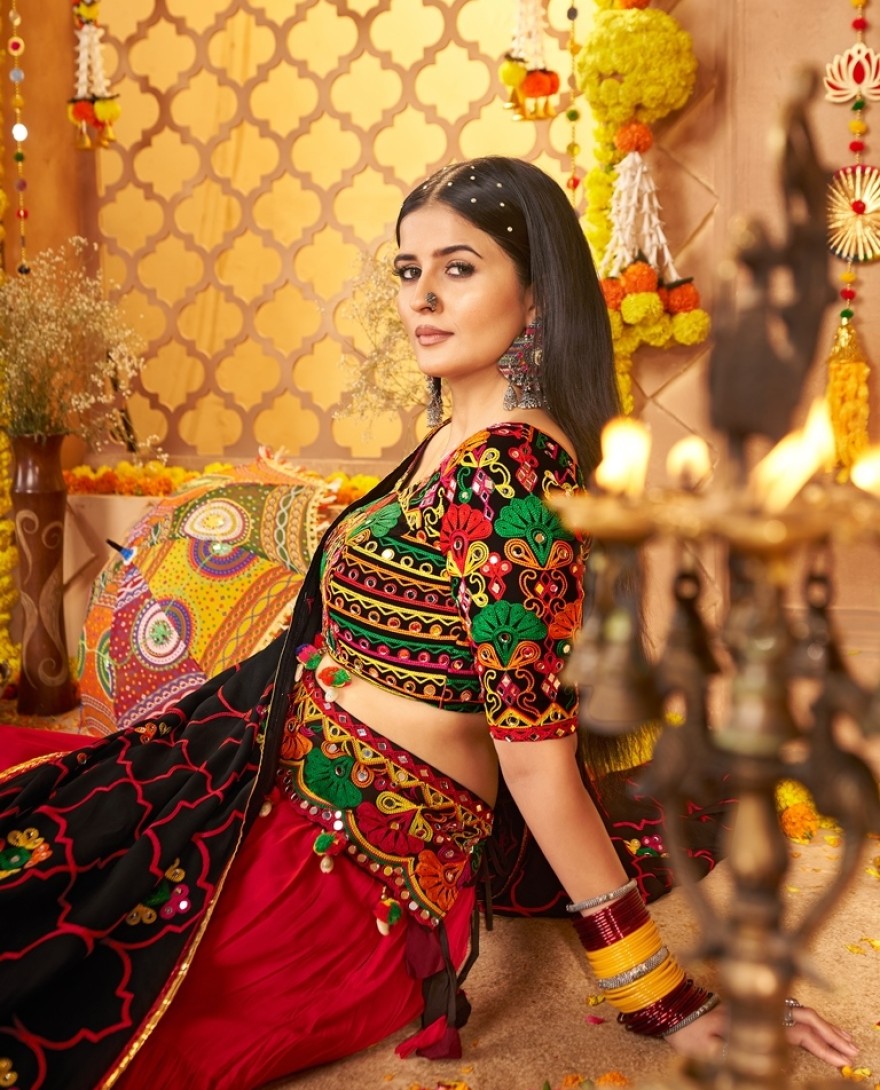 11022 - Delicate Red Mirror Work Navratri Wear Lehenga Choli With Dupatta